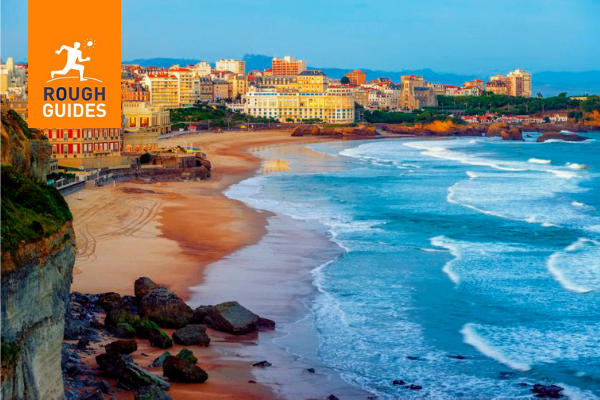 Biarritz city and its famous beach logo