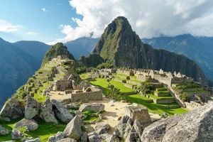 Machu Pichu half head