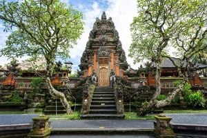 Ubud Bali half head