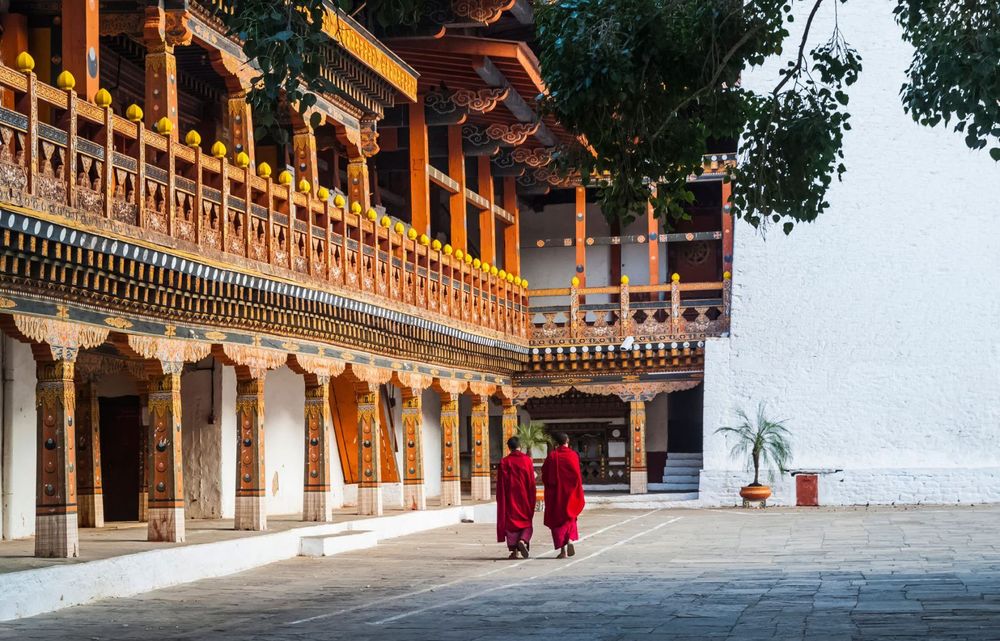 large_punakha-dzong-bhutan-shutterstock_1144214126_83ba7bb3d7